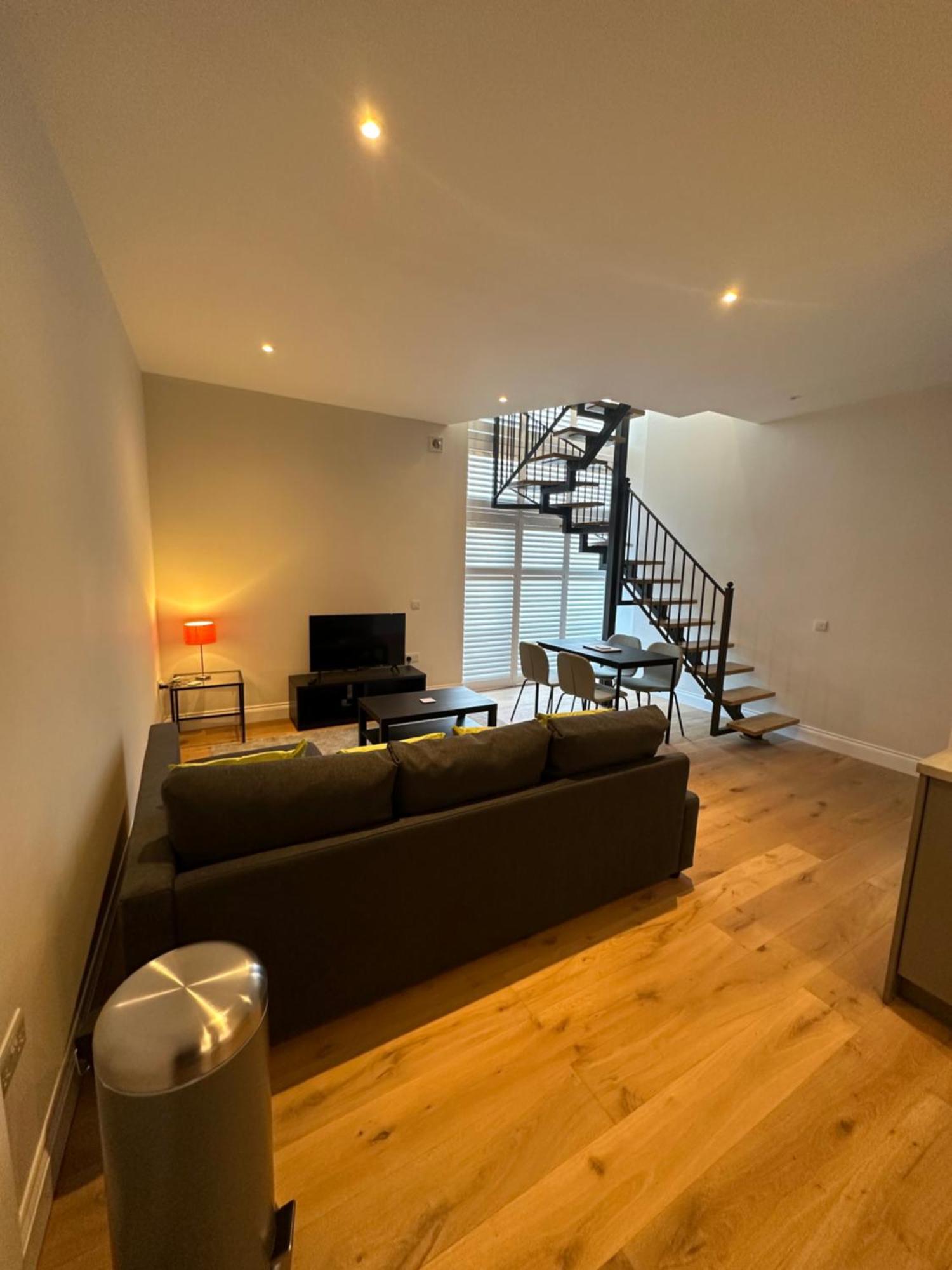 Winchester Street Apartments By Urban Abode 贝辛斯托克 外观 照片